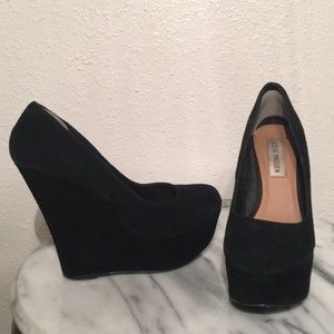 Steve Madden Black Platform Heels
